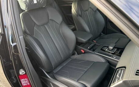 Audi Q5, 2025 год, 6 450 000 рублей, 28 фотография