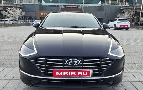 Hyundai Sonata VIII, 2022 год, 1 870 000 рублей, 1 фотография
