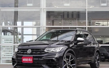 Volkswagen Tiguan II, 2022 год, 2 300 000 рублей, 1 фотография
