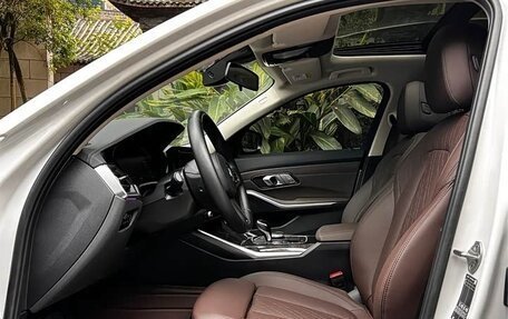 BMW 3 серия, 2022 год, 2 638 000 рублей, 9 фотография