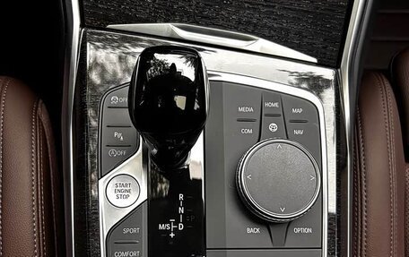 BMW 3 серия, 2022 год, 2 638 000 рублей, 13 фотография