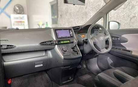 Toyota Wish II, 2011 год, 1 005 000 рублей, 10 фотография