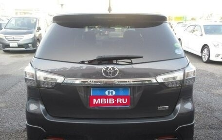 Toyota Wish II, 2012 год, 1 122 000 рублей, 34 фотография