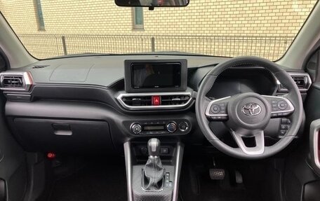 Toyota Raize I, 2022 год, 1 290 000 рублей, 10 фотография