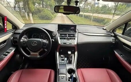 Lexus NX, 2022 год, 3 400 000 рублей, 9 фотография