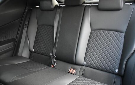 Toyota C-HR I рестайлинг, 2022 год, 1 400 000 рублей, 16 фотография