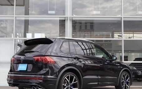 Volkswagen Tiguan II, 2022 год, 2 300 000 рублей, 4 фотография