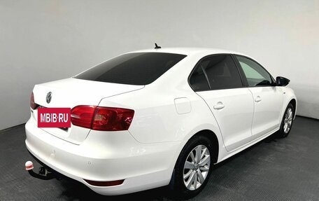 Volkswagen Jetta VI, 2013 год, 850 000 рублей, 5 фотография