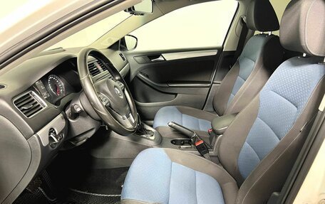 Volkswagen Jetta VI, 2013 год, 850 000 рублей, 15 фотография