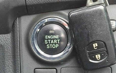 Toyota Wish II, 2011 год, 1 100 000 рублей, 17 фотография