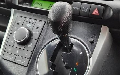 Toyota Wish II, 2011 год, 1 100 000 рублей, 15 фотография