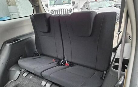 Toyota Wish II, 2011 год, 1 100 000 рублей, 25 фотография