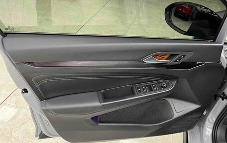 Volkswagen Golf VIII, 2022 год, 1 643 000 рублей, 19 фотография