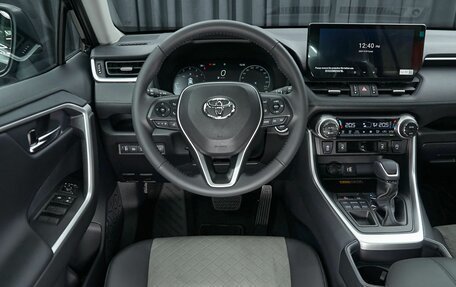 Toyota RAV4, 2025 год, 4 399 000 рублей, 7 фотография