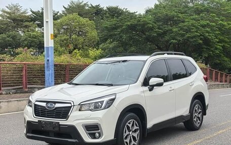 Subaru Forester, 2021 год, 2 300 000 рублей, 2 фотография
