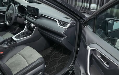 Toyota RAV4, 2025 год, 4 399 000 рублей, 31 фотография