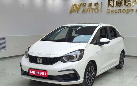 Honda Fit, 2021 год, 1 098 000 рублей, 1 фотография