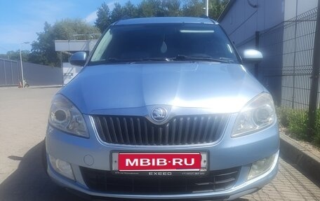 Skoda Roomster, 2013 год, 695 000 рублей, 1 фотография
