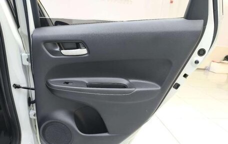 Honda Fit, 2021 год, 1 098 000 рублей, 17 фотография