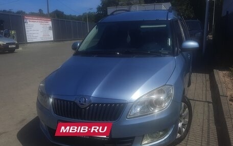 Skoda Roomster, 2013 год, 695 000 рублей, 2 фотография