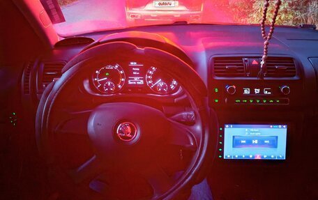 Skoda Roomster, 2013 год, 695 000 рублей, 25 фотография