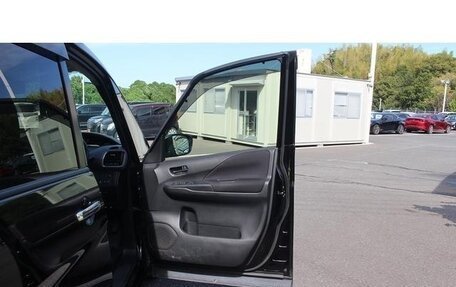 Nissan Serena, 2022 год, 2 160 000 рублей, 13 фотография