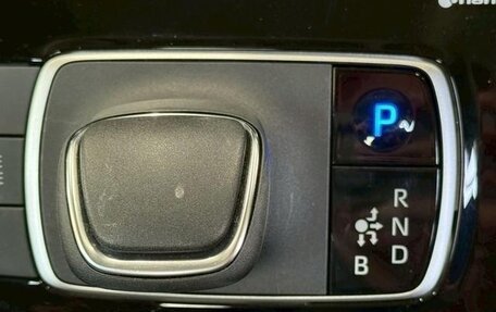 Toyota Aqua, 2022 год, 1 260 000 рублей, 15 фотография