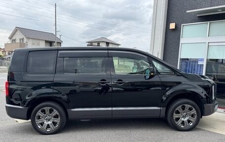 Mitsubishi Delica D:5 I, 2022 год, 2 800 000 рублей, 5 фотография