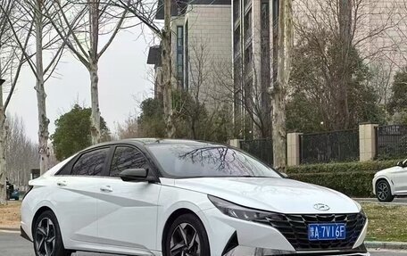 Hyundai Elantra, 2022 год, 1 670 000 рублей, 3 фотография