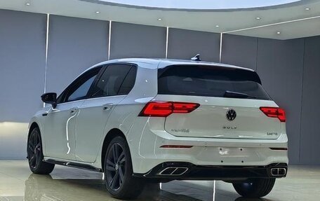 Volkswagen Golf VIII, 2021 год, 2 000 000 рублей, 4 фотография