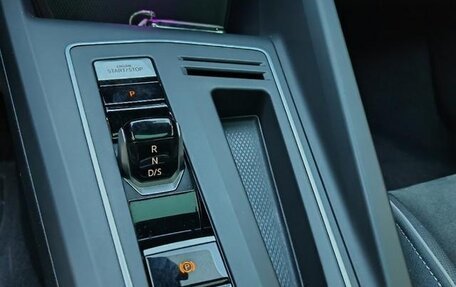 Volkswagen Golf VIII, 2021 год, 2 000 000 рублей, 12 фотография