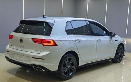 Volkswagen Golf VIII, 2021 год, 2 000 000 рублей, 6 фотография