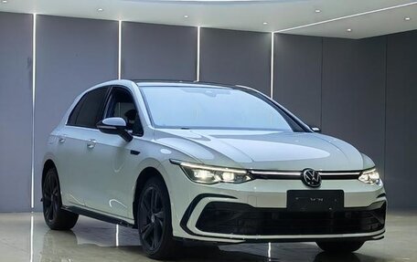 Volkswagen Golf VIII, 2021 год, 2 000 000 рублей, 3 фотография