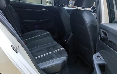 Volkswagen Golf VIII, 2021 год, 2 000 000 рублей, 15 фотография