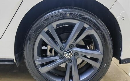 Volkswagen Golf VIII, 2021 год, 2 000 000 рублей, 18 фотография