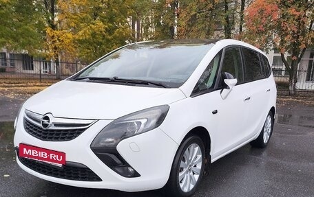 Opel Zafira C рестайлинг, 2013 год, 999 000 рублей, 6 фотография