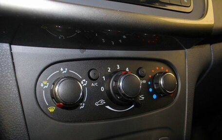 Renault Logan II, 2021 год, 1 475 000 рублей, 13 фотография