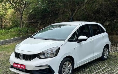 Honda Fit, 2021 год, 1 132 000 рублей, 1 фотография