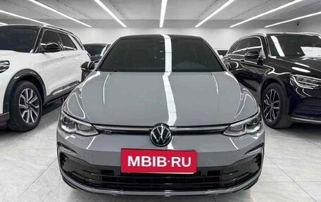 Volkswagen Golf VIII, 2022 год, 1 930 000 рублей, 2 фотография