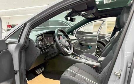 Volkswagen Golf VIII, 2022 год, 1 930 000 рублей, 17 фотография