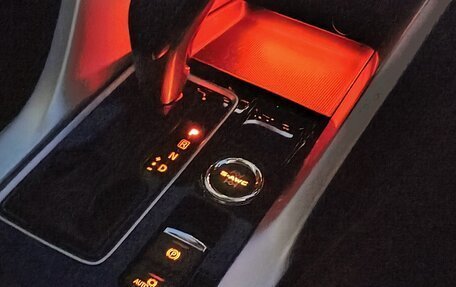 Mitsubishi Eclipse Cross, 2018 год, 2 050 000 рублей, 28 фотография