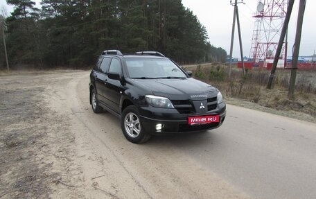 Mitsubishi Outlander III рестайлинг 3, 2004 год, 605 000 рублей, 1 фотография