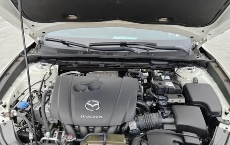 Mazda CX-4, 2021 год, 1 988 000 рублей, 8 фотография