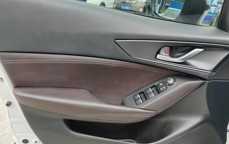 Mazda CX-4, 2021 год, 1 988 000 рублей, 10 фотография