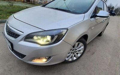 Opel Astra J, 2010 год, 650 000 рублей, 1 фотография