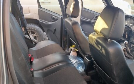 Chevrolet Niva I рестайлинг, 2013 год, 720 000 рублей, 2 фотография