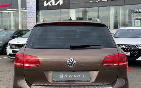 Volkswagen Touareg III, 2012 год, 2 248 000 рублей, 4 фотография