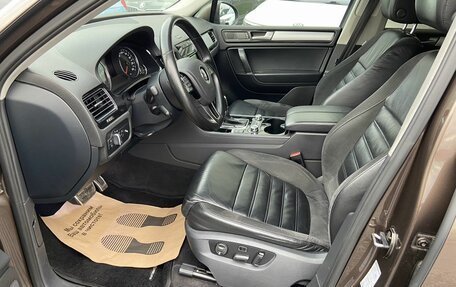 Volkswagen Touareg III, 2012 год, 2 248 000 рублей, 10 фотография