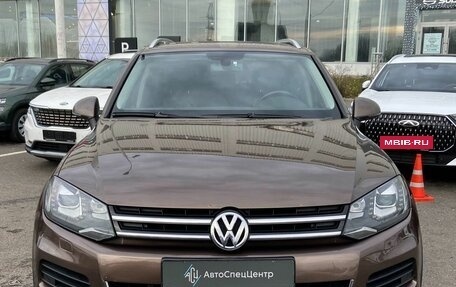 Volkswagen Touareg III, 2012 год, 2 248 000 рублей, 3 фотография