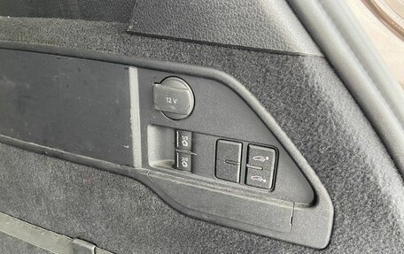 Volkswagen Touareg III, 2012 год, 2 248 000 рублей, 21 фотография